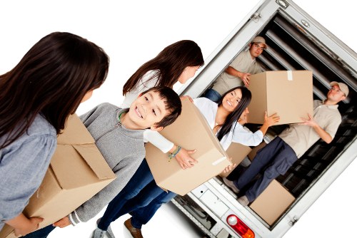 Student removals van ready for a Merton move